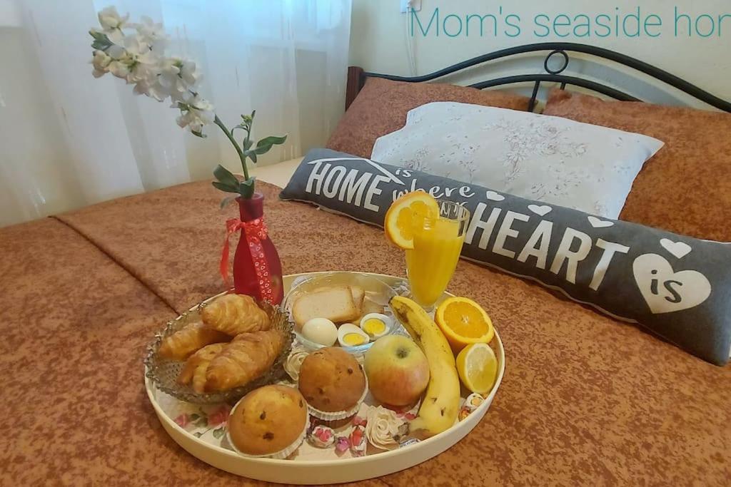 Mom'S Seaside Home Kariani Екстер'єр фото